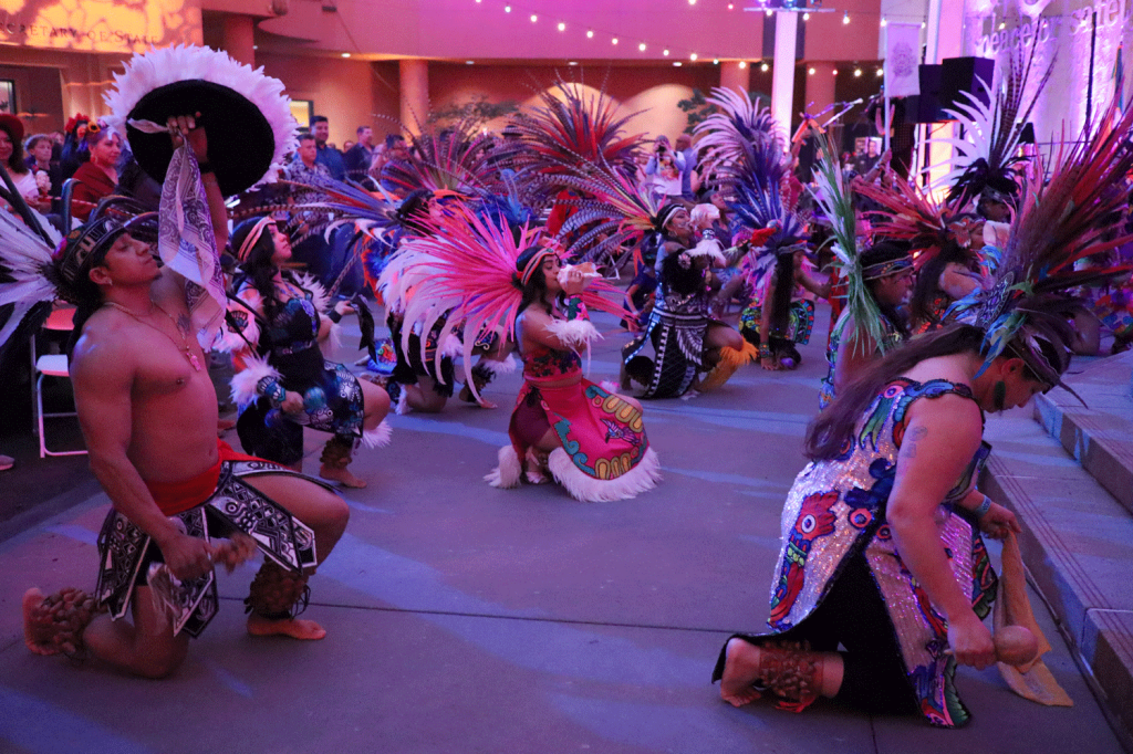 Maquilli Tonatiuh Aztec Dancers