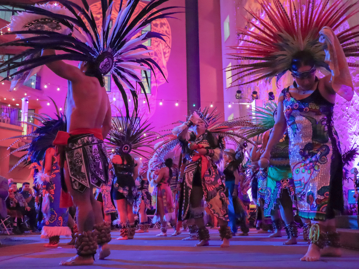 Maquilli Tonatiuh Aztec&nbsp;Dancers